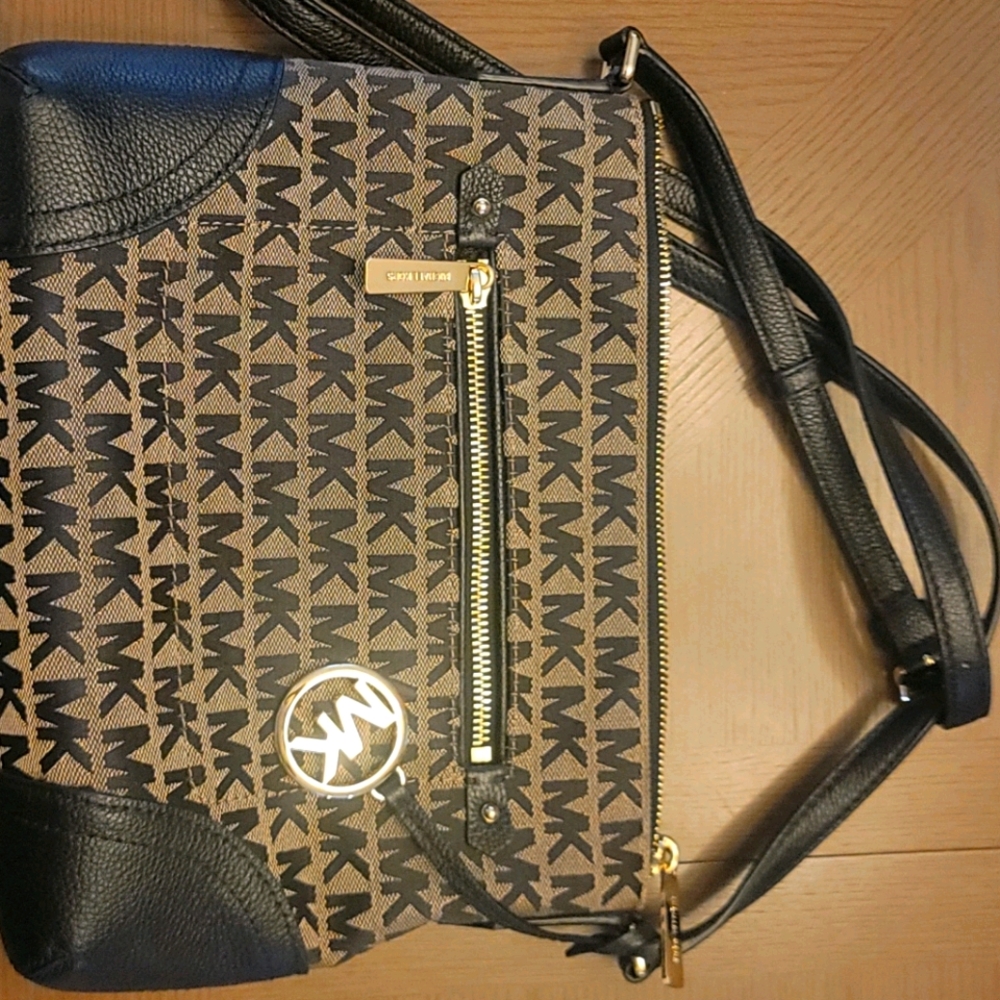 MK Purse